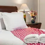 Cuauhtemoc Corporate 4 Guest Embassy Next Door